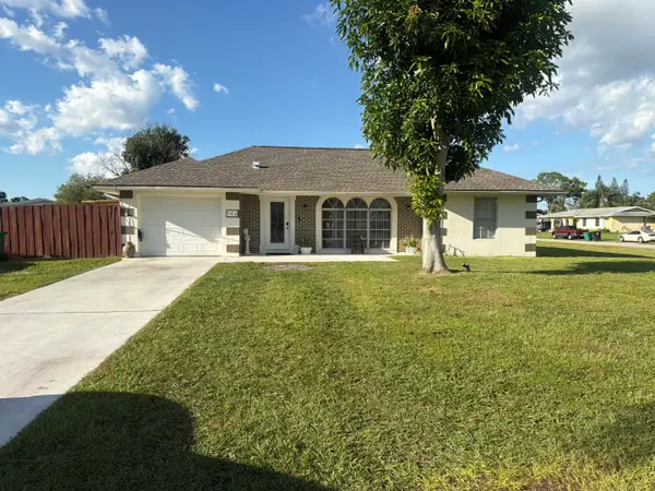 662 SW Branford Drive, Port St Lucie, FL 34983