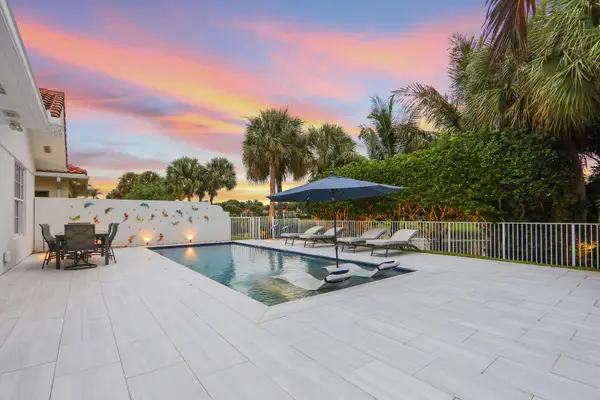 615 Rosa Court, Palm Beach Gardens, FL 33410
