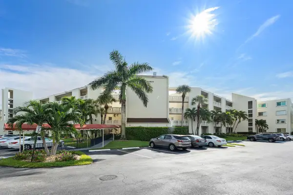6768 10th Avenue N #216, Lake Worth, FL 33467