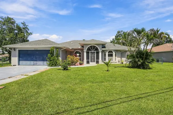 2801 SE Hutchings Avenue, Port St Lucie, FL 34952