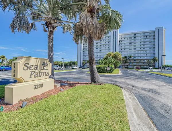 3200 N Highway A1a #1004, Hutchinson Island, FL 34949