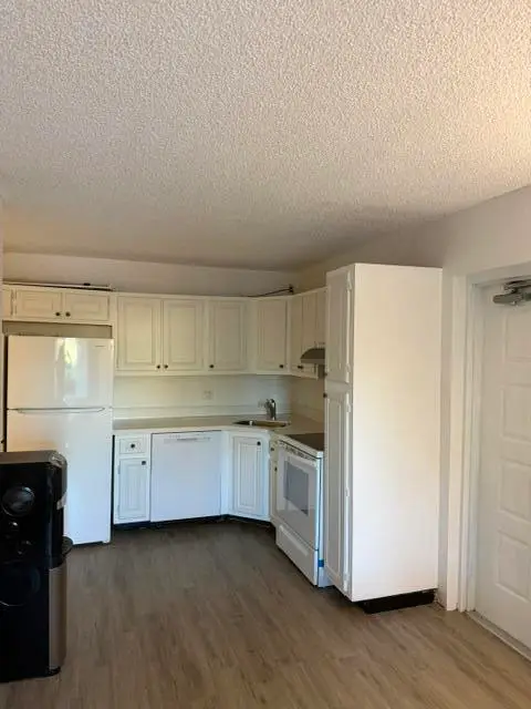1112 Green Pine Boulevard #C1, West Palm Beach, FL 33409 - #2
