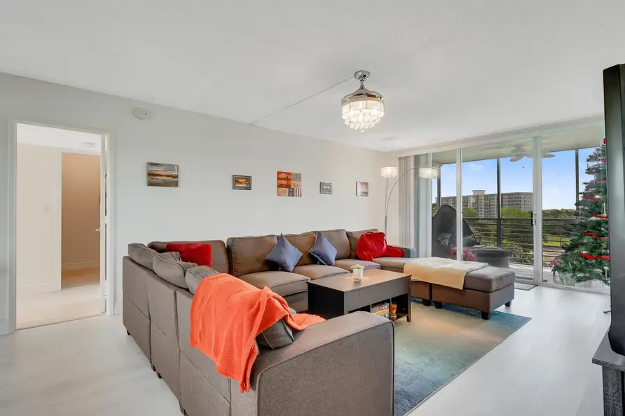 3800 Oaks Clubhouse Drive #503, Pompano Beach, FL 33069 - #3