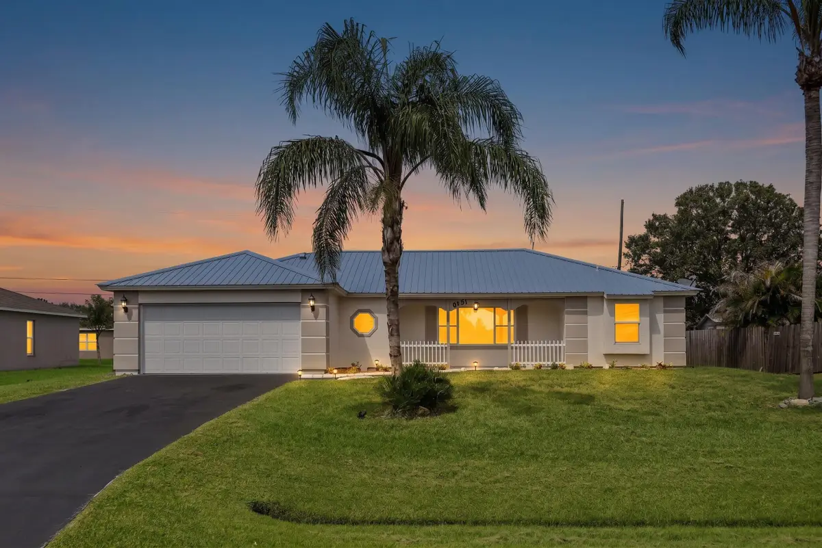 1051 SW Dubois, Port Saint Lucie, FL 34953 - #1