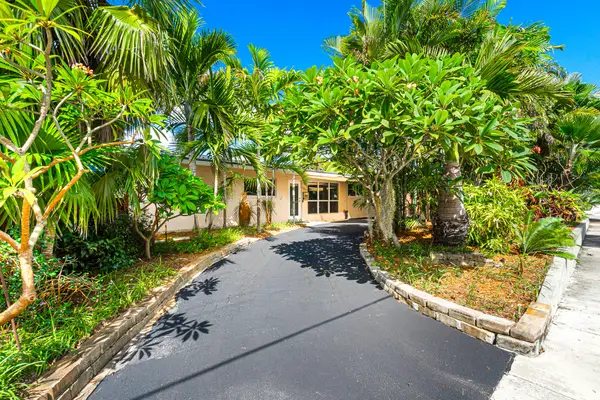 3697 NE 16th Avenue, Oakland Park, FL 33334