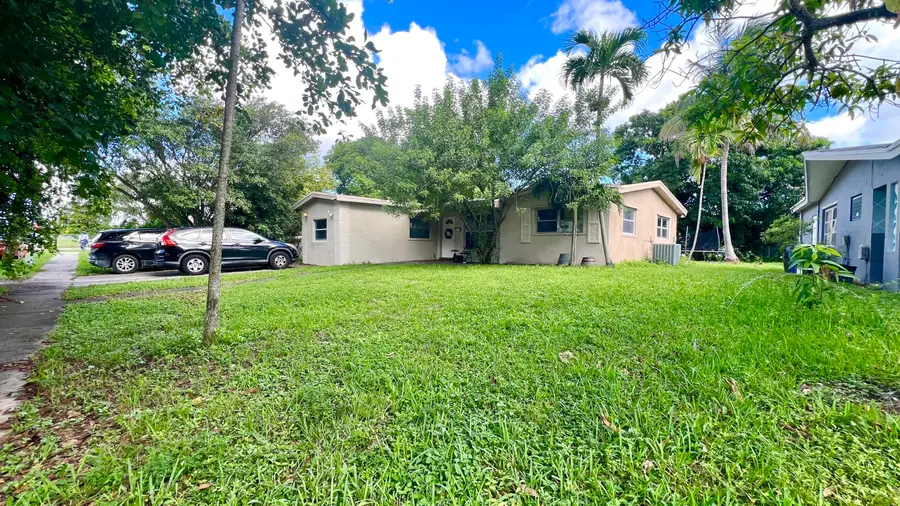 3999 NW 36th Street, Lauderdale Lakes, FL 33309 - #3