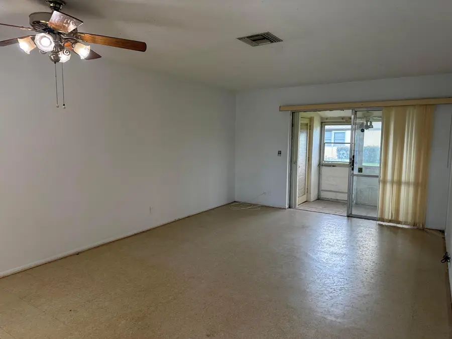 2751 Ashley Drive E #D, West Palm Beach, FL 33415 - #3