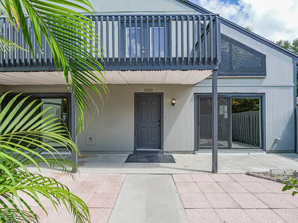 1520 39th Avenue, Vero Beach, FL 32960