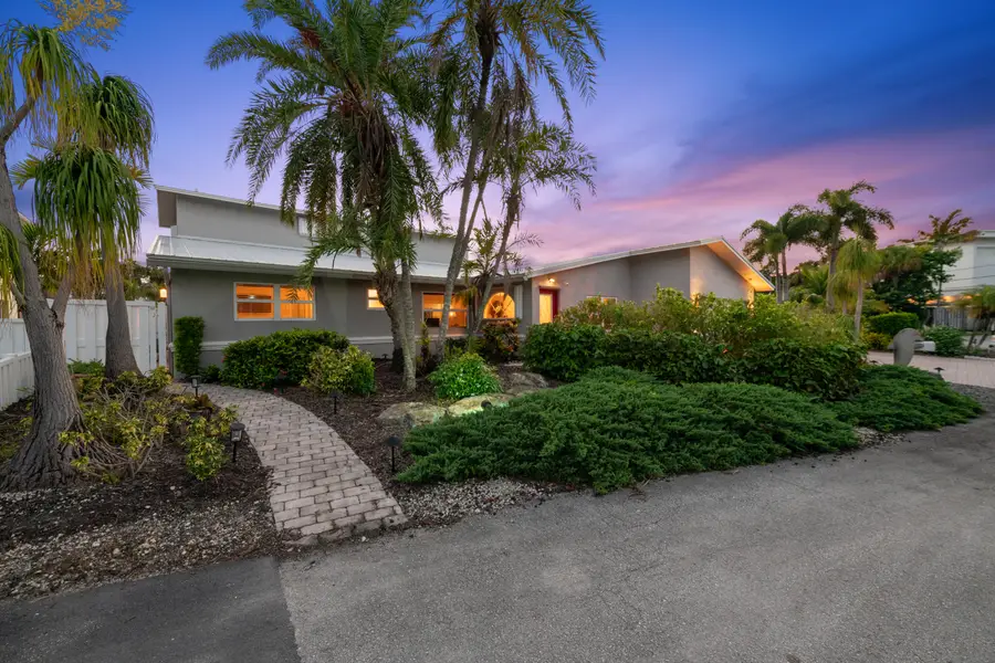2108 NE 24th Street, Wilton Manors, FL 33305 - #2