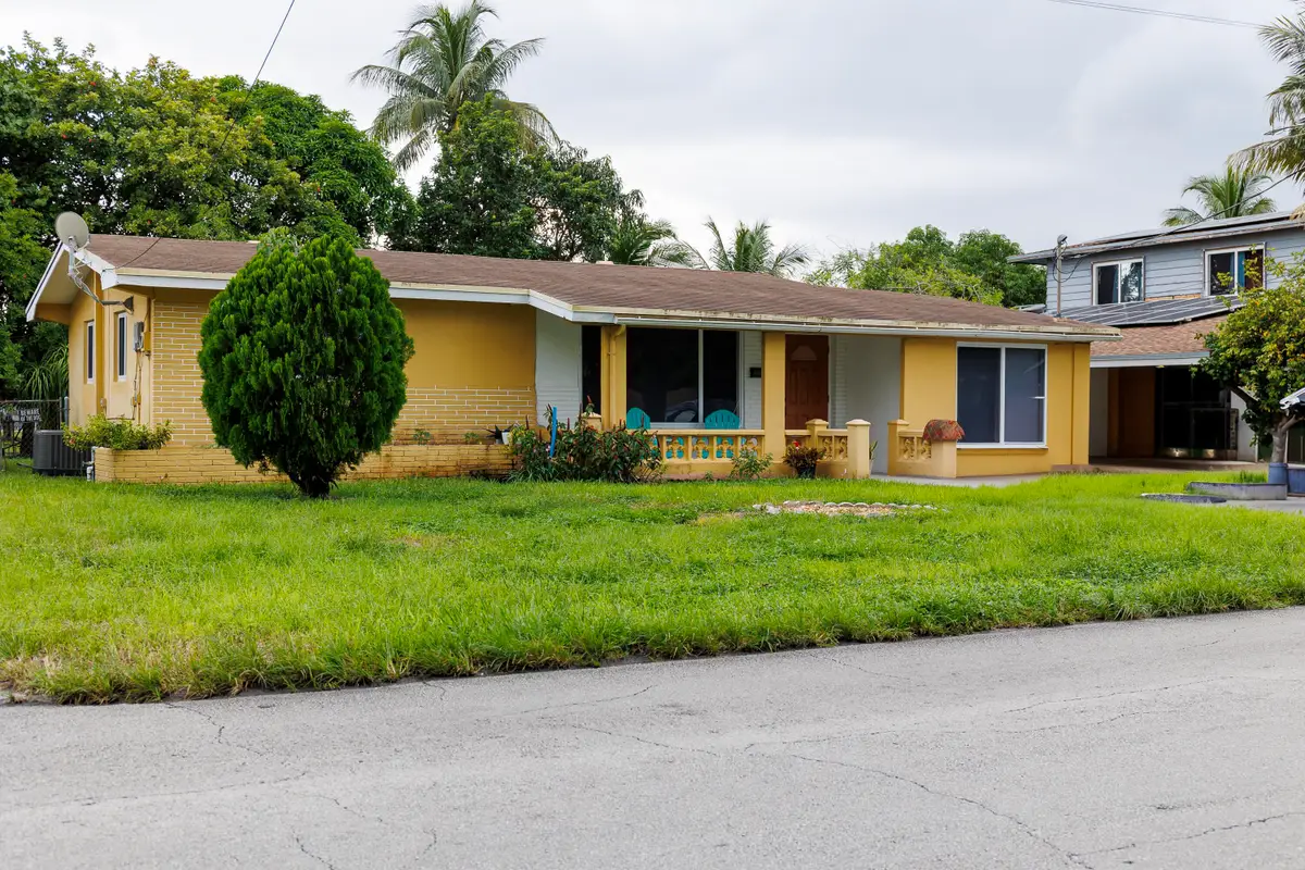 7654 Granada Boulevard, Miramar, FL 33023 - #1
