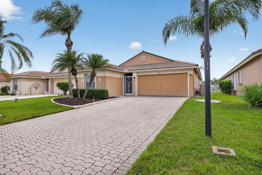 827 NW Greenwich Court, Port Saint Lucie, FL 34983 - #3