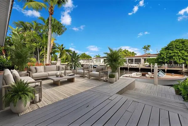 2142 NE 17th Avenue, Wilton Manors, FL 33305