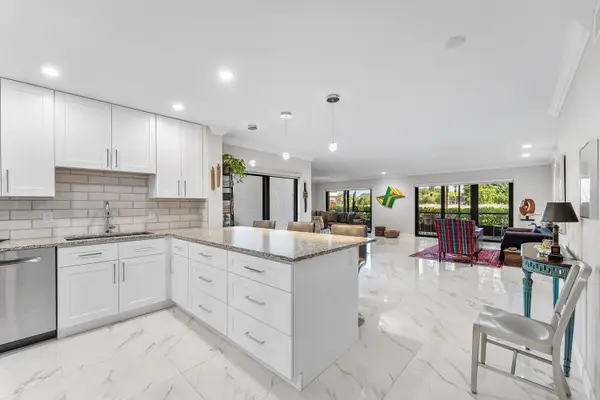 12 Stratford Drive E #A, Boynton Beach, FL 33436