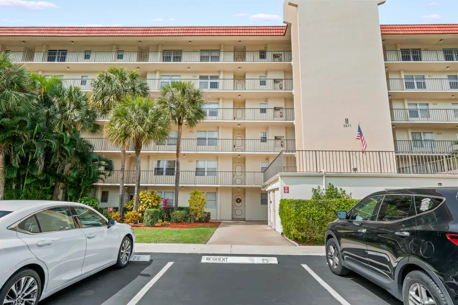 3871 Via Poinciana #104, Lake Worth, FL 33467 - #2