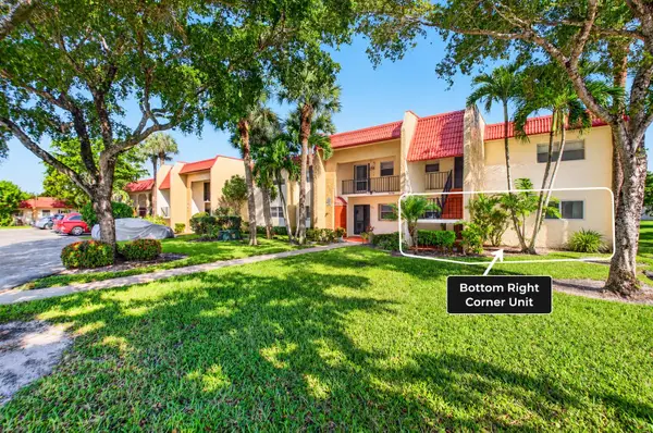 163 Lake Evelyn Drive, West Palm Beach, FL 33411