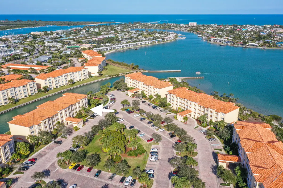 19 Harbour Isle Drive W #106, Fort Pierce, FL 34949 - #1