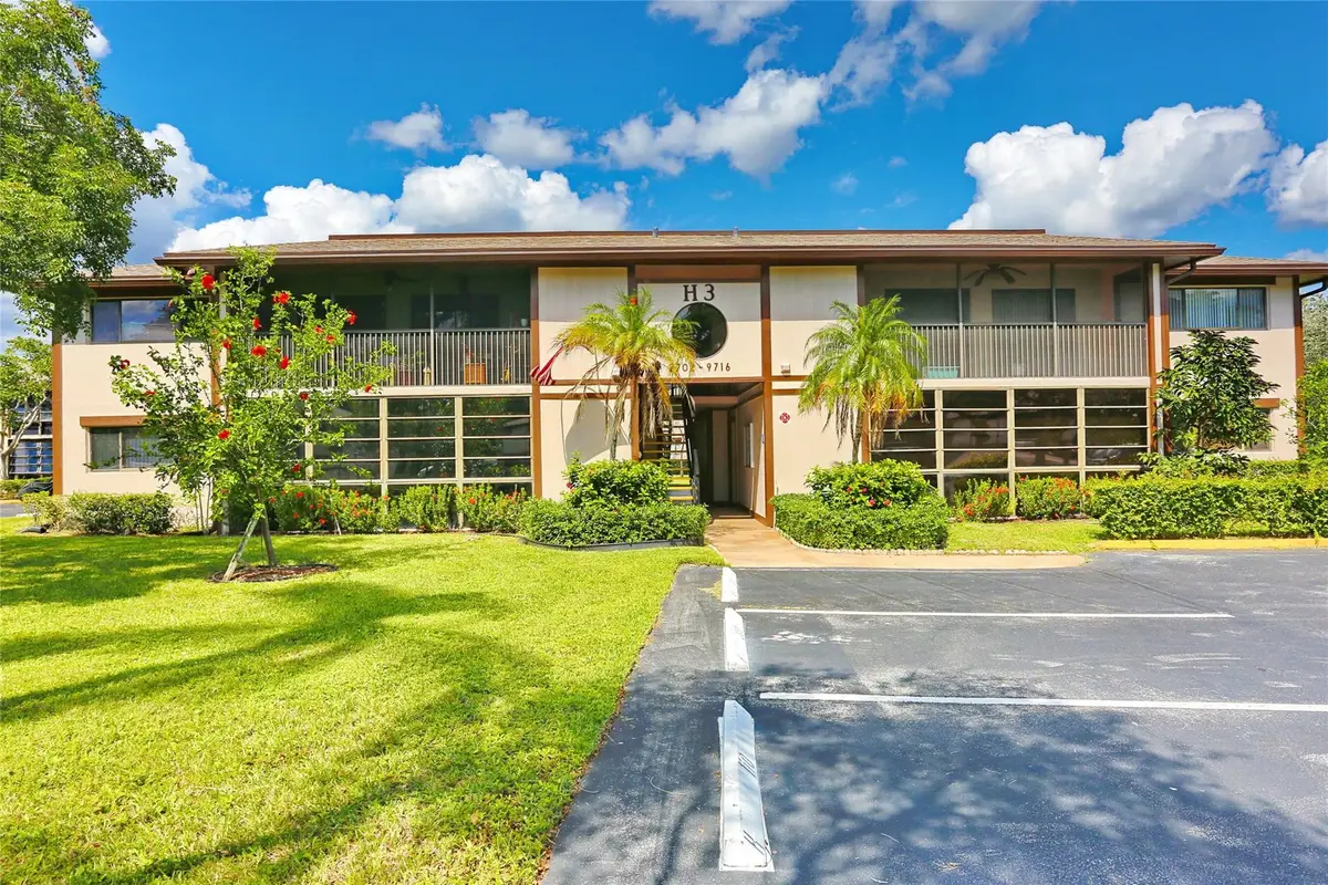 9712 S Belfort Circle, Tamarac, FL 33321 - #1