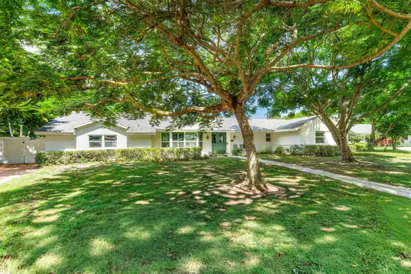 817 Anchorage Drive, North Palm Beach, FL 33408