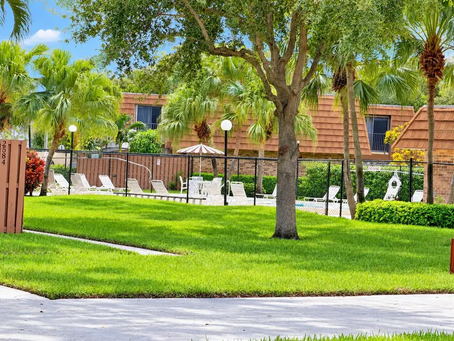 2590 Lakeview Court, Cooper City, FL 33026 - #3