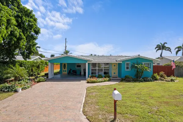 2750 NE 27th Circle, Boca Raton, FL 33431