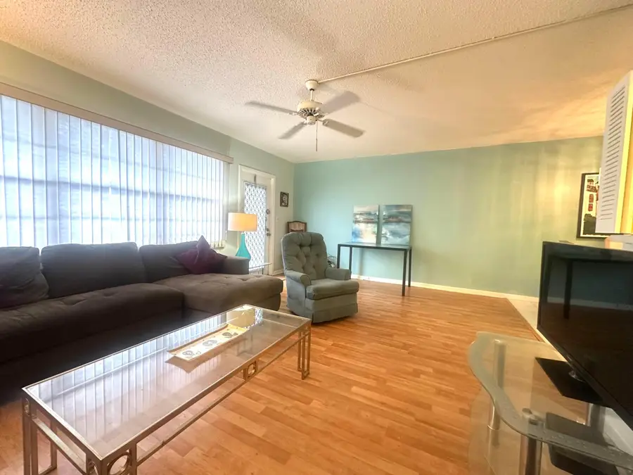 162 Grantham E, Deerfield Beach, FL 33442 - #3