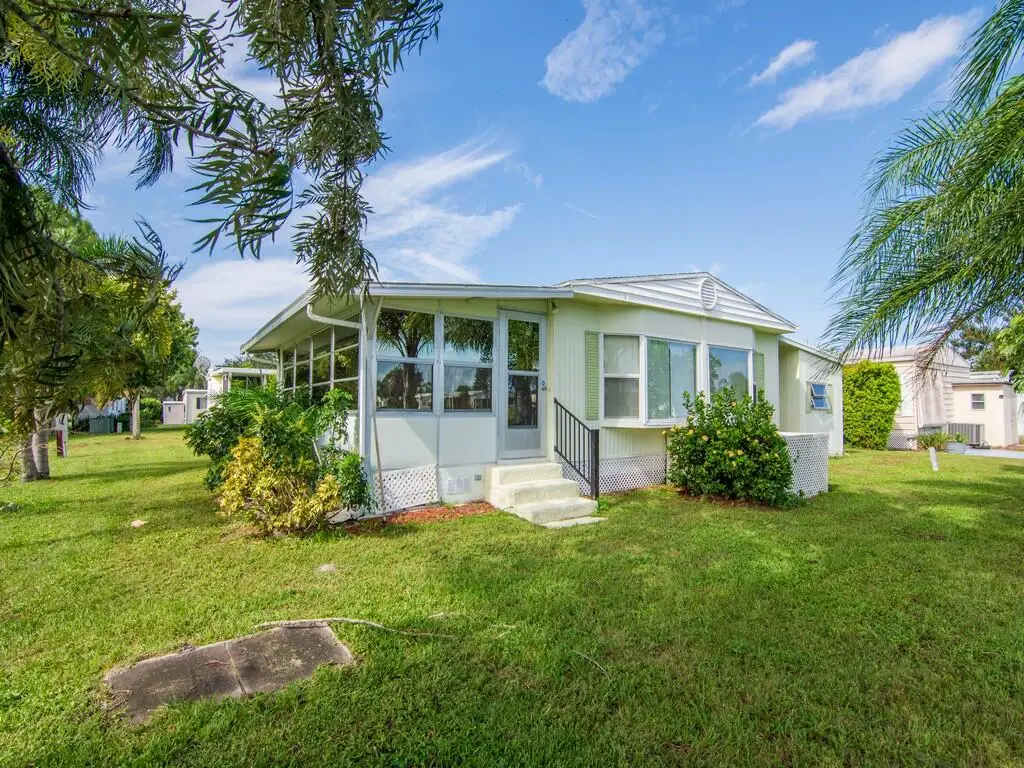 7 La Paloma Lane, Port Saint Lucie, FL 34952 - #1