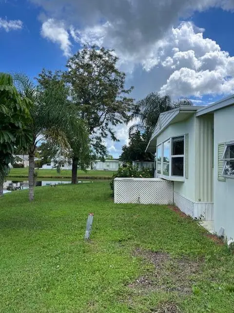 7 La Paloma Lane, Port Saint Lucie, FL 34952 - #3