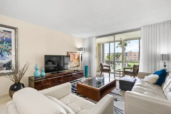 202 SE 10th Street #205, Dania Beach, FL 33004
