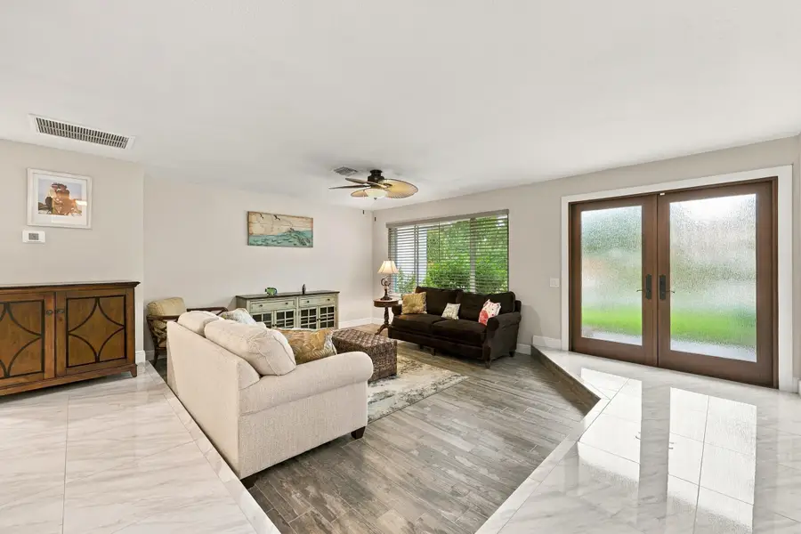 3590 Lakeview Drive, Delray Beach, FL 33445 - #3