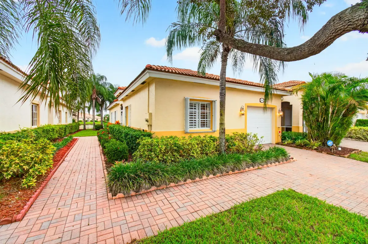 2340 Windjammer Way, West Palm Beach, FL 33411 - #1