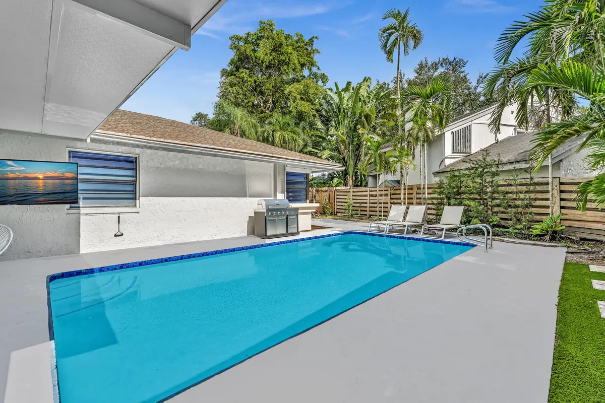 136 Greens Road, Hollywood, FL 33021 - #1