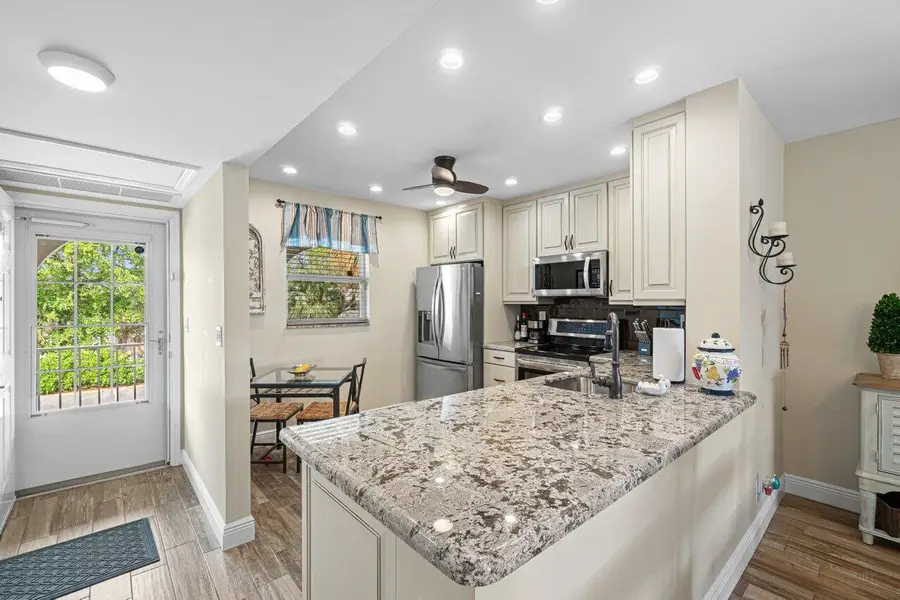 250 NE 20th Street #230, Boca Raton, FL 33431 - #2
