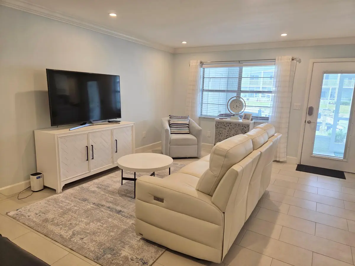 110 Shore Court #112-B, North Palm Beach, FL 33408 - #1