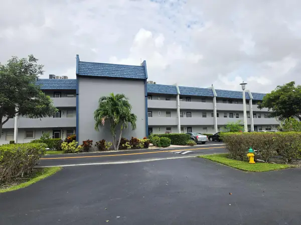 7847 Golf Cir Drive #101, Margate, FL 33063