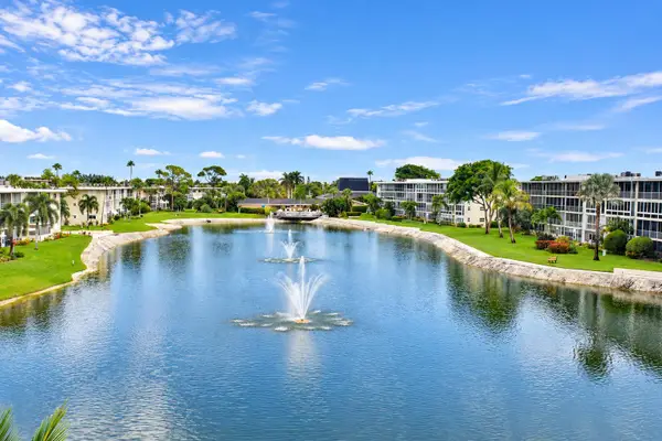 2724 Garden Drive N #407, Lake Worth, FL 33461