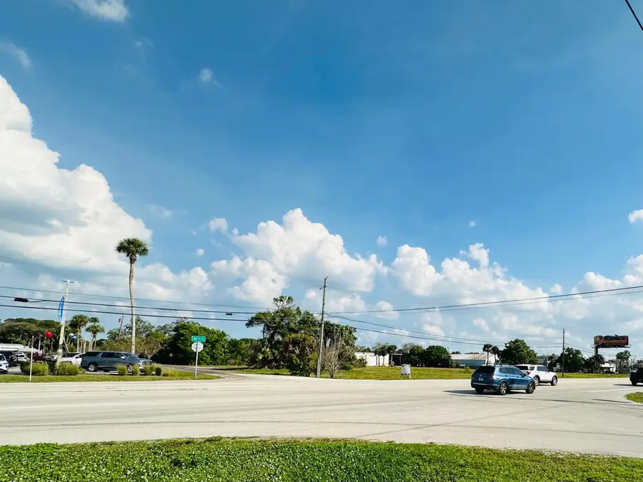 4230 S Us Highway 1, Fort Pierce, FL 34982 - #3