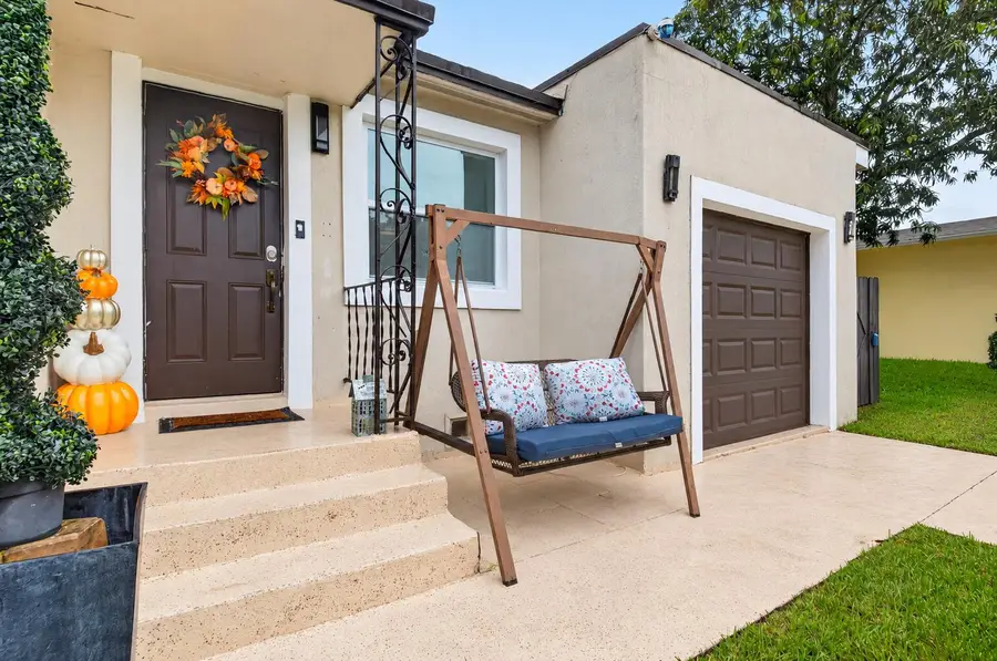 1019 N C Street, Lake Worth Beach, FL 33460 - #3