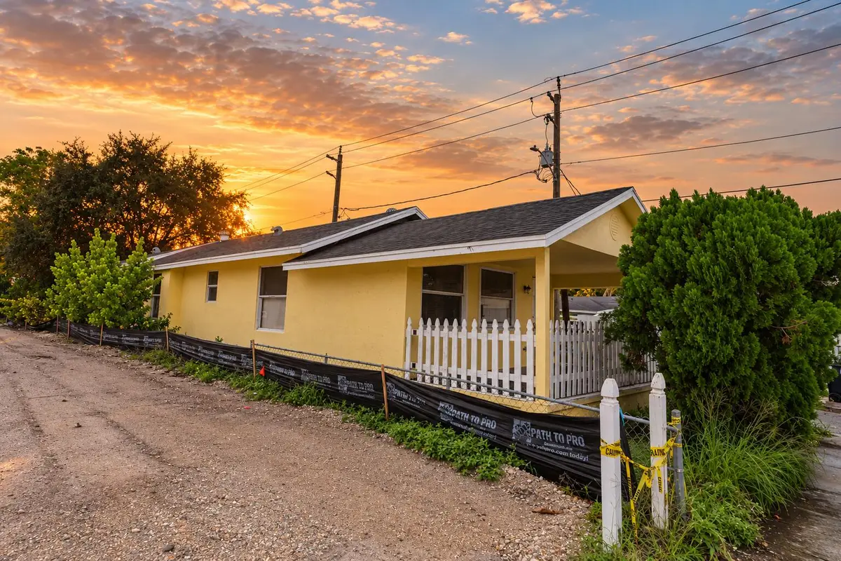 11 S D Street, Lake Worth Beach, FL 33460 - #1