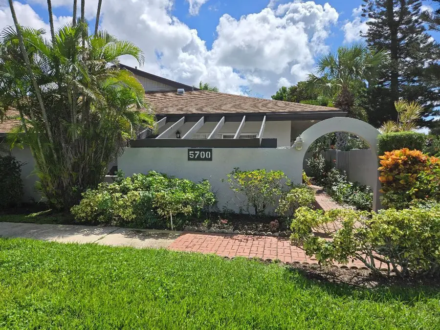 5700 Queen Palm Court #B, Delray Beach, FL 33484 - #2