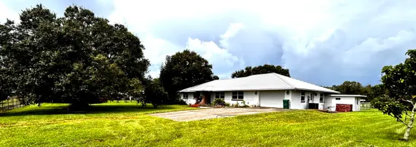2050 W Boothe Drive, Fort Pierce, FL 34982