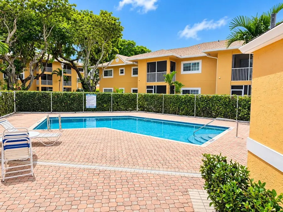 401 SE 10th Street #B201, Dania Beach, FL 33004 - #2