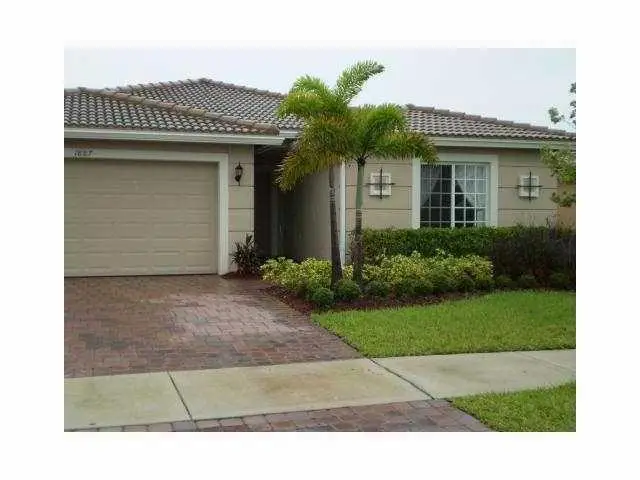 1887 Newport Isles Boulevard, Port Saint Lucie, FL 34953 - #1