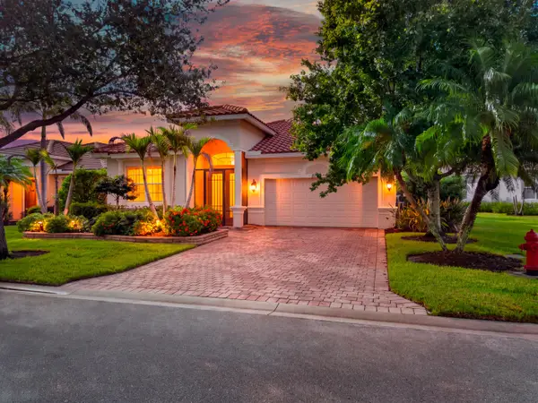 11715 SW Mountain Ash Circle, Port St Lucie, FL 34987