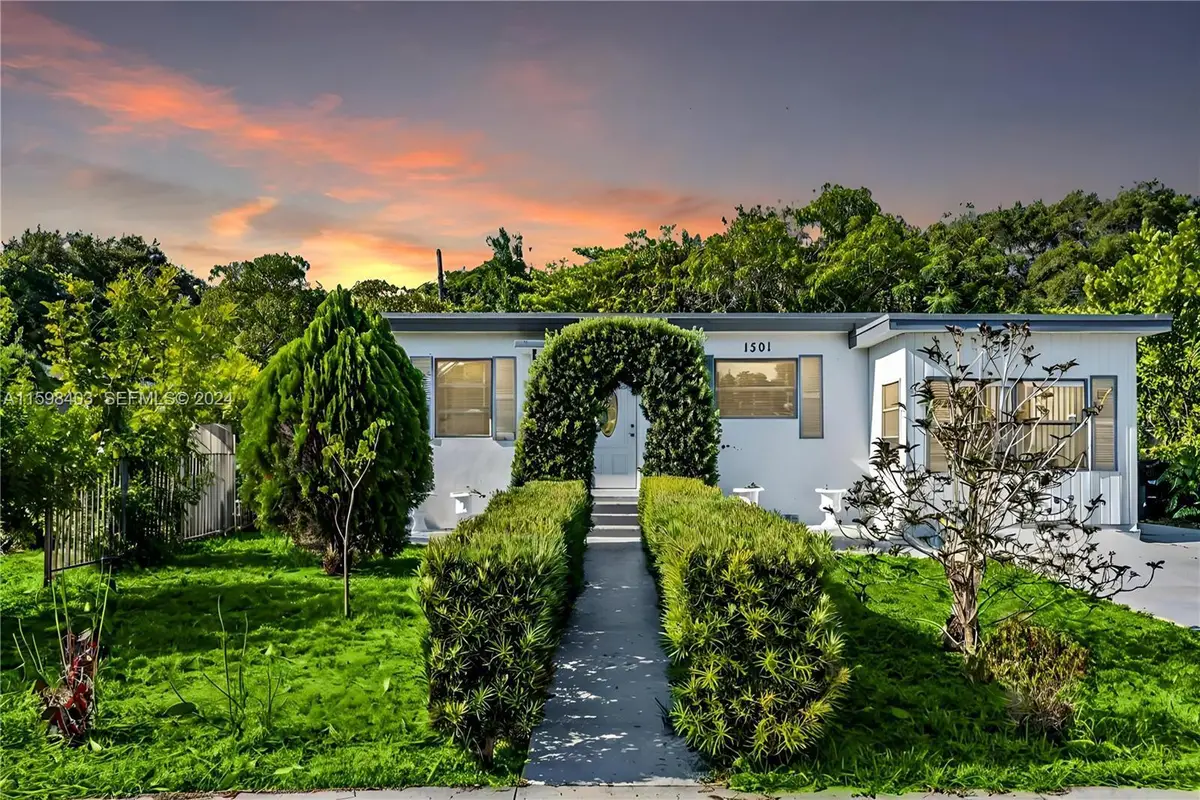 1501 N 18th Avenue N, Lake Worth Beach, FL 33460 - #1