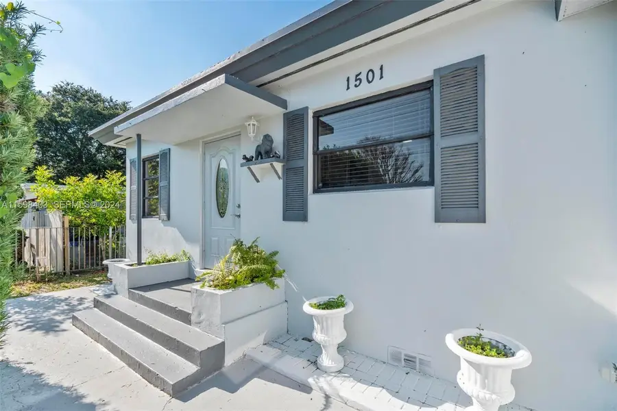 1501 N 18th Avenue N, Lake Worth Beach, FL 33460 - #3