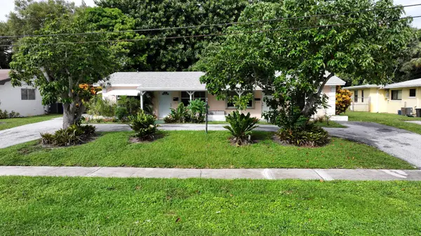 315 Northlake Drive #315/317, North Palm Beach, FL 33408