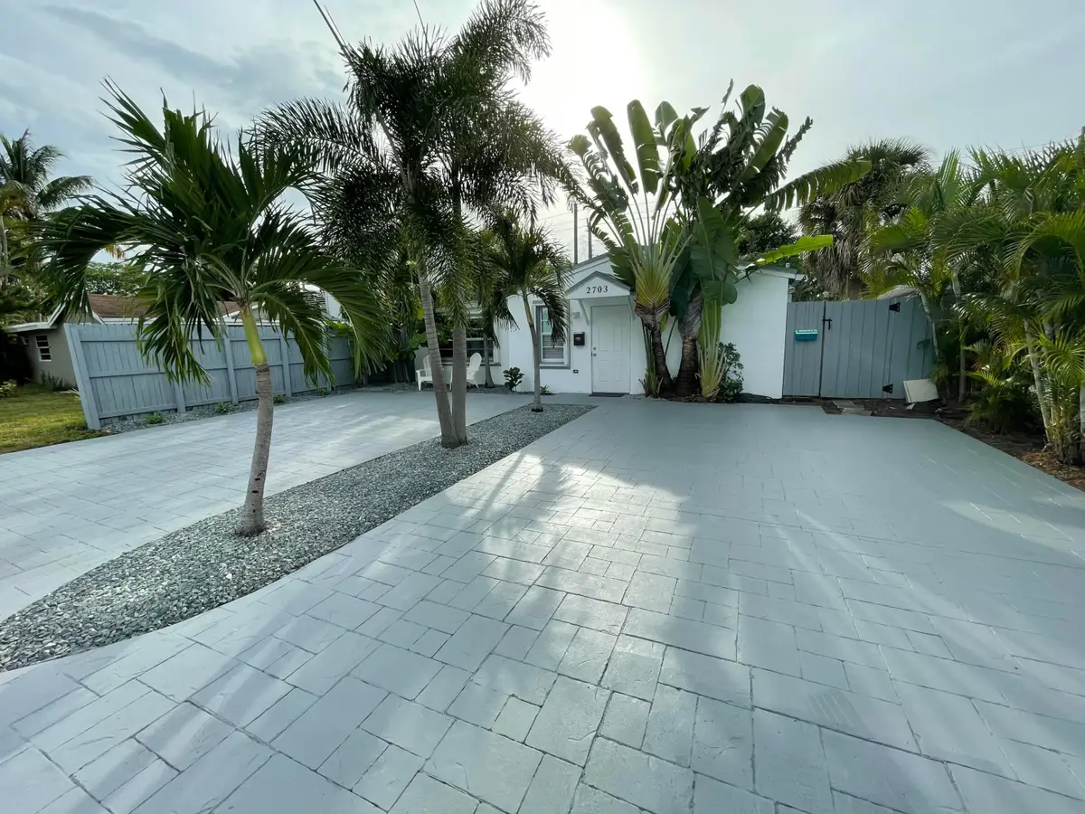 2703 NE 6th Lane, Wilton Manors, FL 33334 - #1
