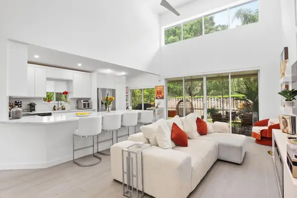6045 Old Court Road #401, Boca Raton, FL 33433