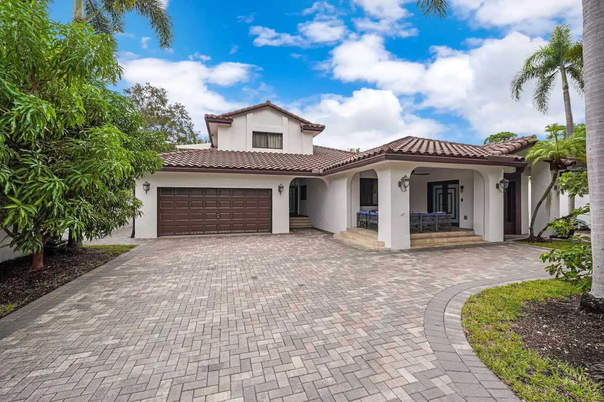 608 SW 17th Street, Fort Lauderdale, FL 33315 - #1