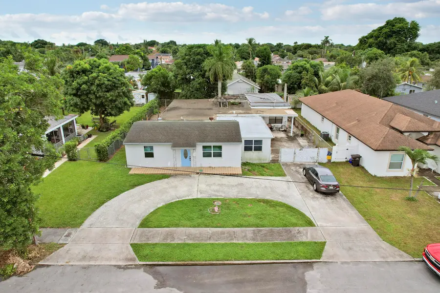 1008 Francis Street, West Palm Beach, FL 33405 - #2